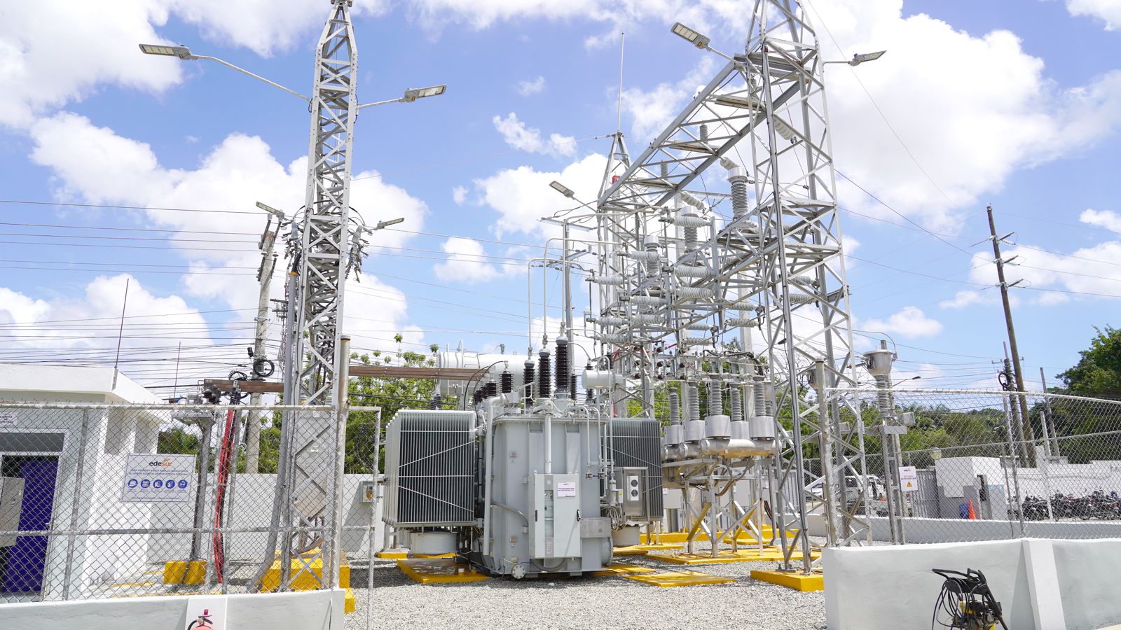Edesur inaugura subestación Alfa en Santo Domingo para mejorar servicio