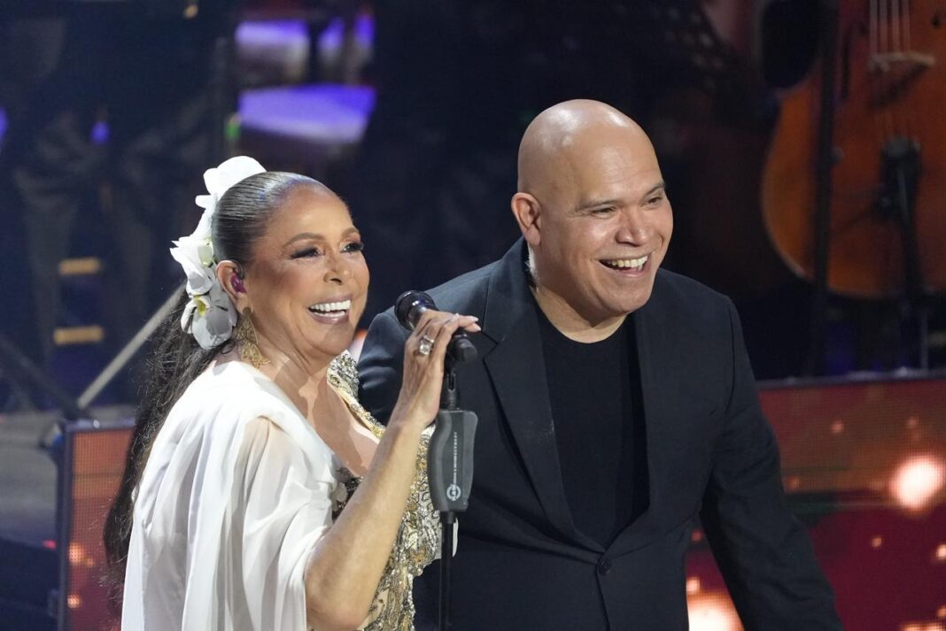 Isabel Pantoja estrena bachata con Amaury Sánchez en Santo Domingo