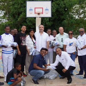 Inefi culmina primera semana de entrega de utilería deportiva escolar